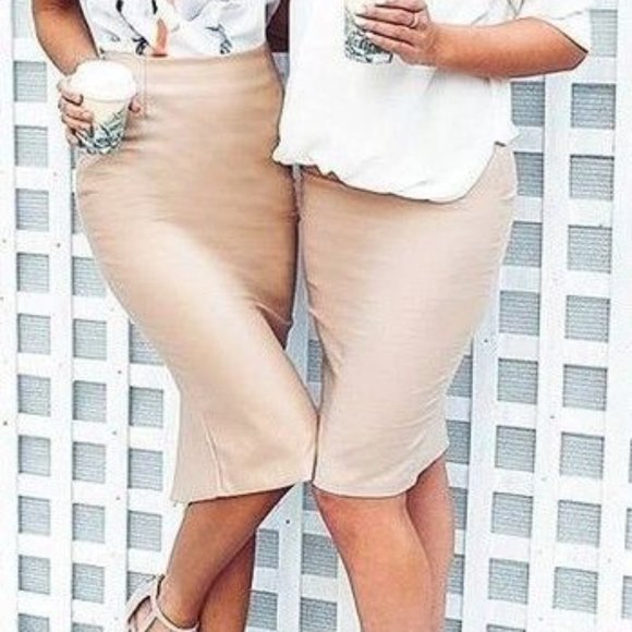 Nude Elastic Waist Mid-Length Pencil Skirt - Picture 2 of 5